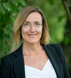 Dr. Katrin Nyman-Metcalf